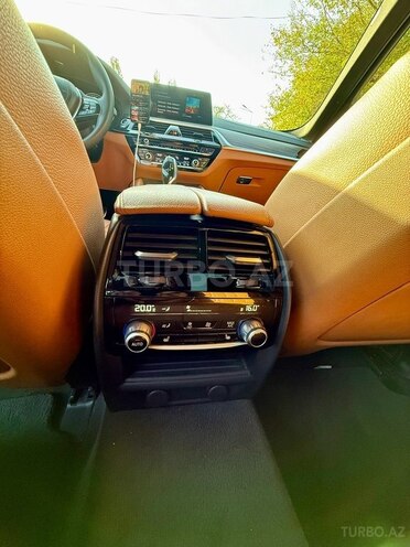 BMW 520 2017, 180,142 km - 2.0 l - Bakı