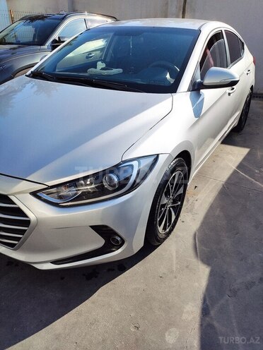 Hyundai Avante 2017, 212,000 km - 1.6 l - Bakı