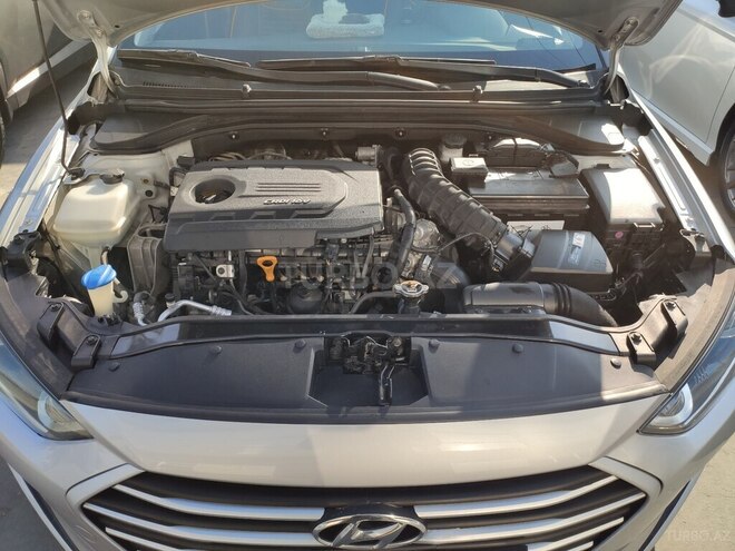 Hyundai Avante 2017, 212,000 km - 1.6 l - Bakı