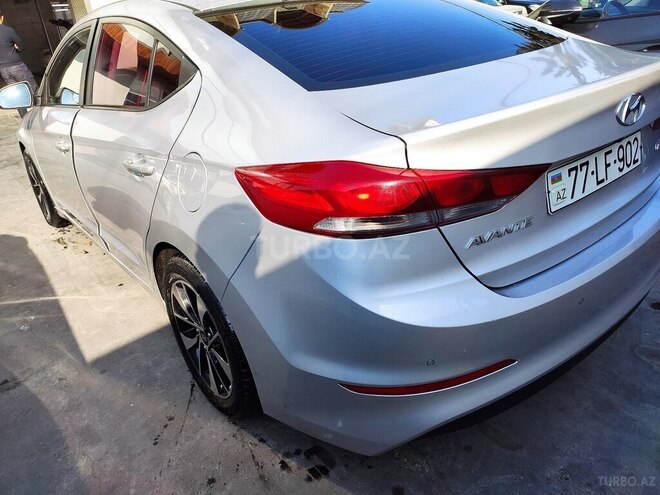 Hyundai Avante 2017, 212,000 km - 1.6 l - Bakı