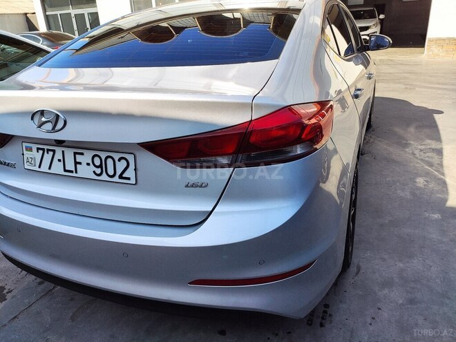 Hyundai Avante 2017, 212,000 km - 1.6 l - Bakı