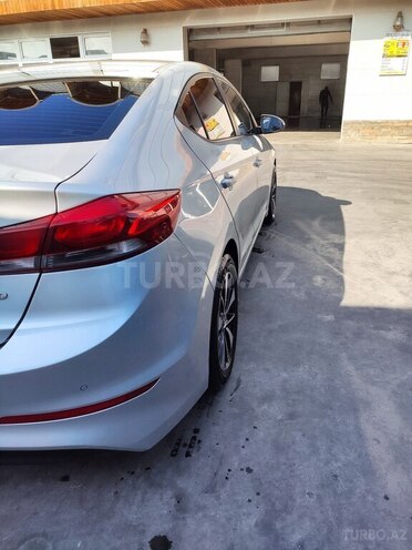 Hyundai Avante 2017, 212,000 km - 1.6 l - Bakı