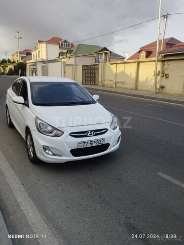 Hyundai Accent 2012, 300,000 km - 1.6 l - Bakı