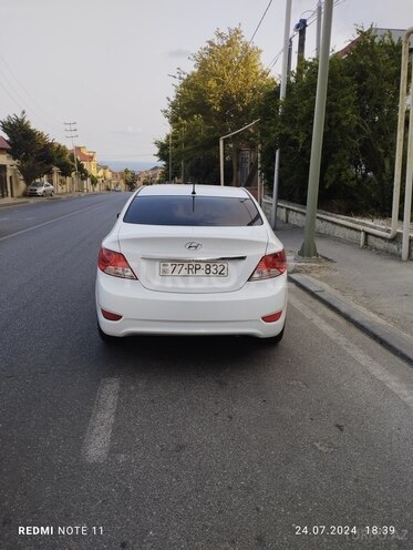 Hyundai Accent 2012, 300,000 km - 1.6 l - Bakı
