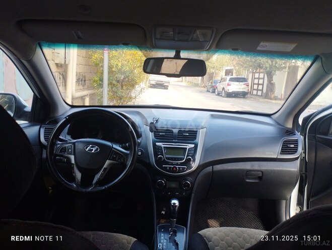 Hyundai Accent 2012, 300,000 km - 1.6 l - Bakı