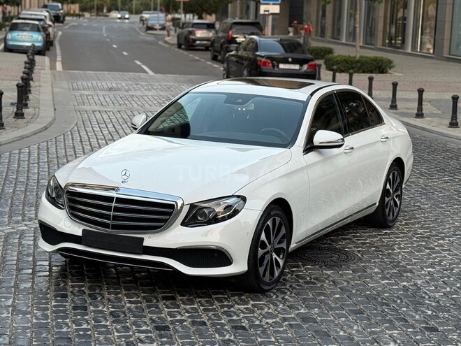 Mercedes E 220 d 2019, 114,000 km - 2.0 l - Bakı