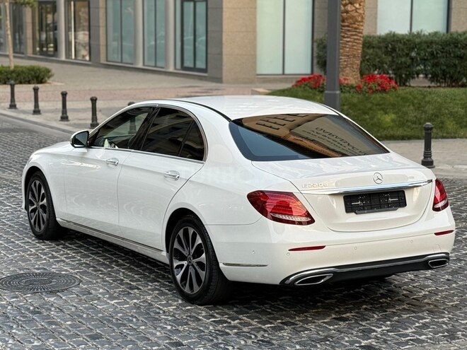 Mercedes E 220 d 2019, 114,000 km - 2.0 l - Bakı