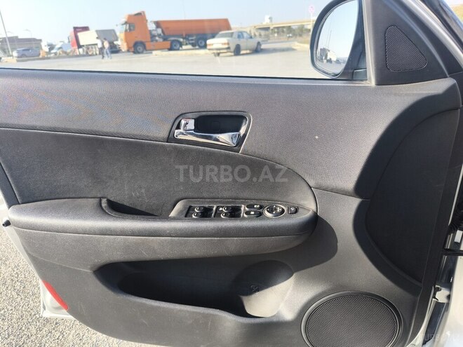 Hyundai i30 2007, 300,000 km - 1.6 l - Bakı