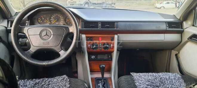 Mercedes  1995, 444,000 km - 2.8 л - Saatlı