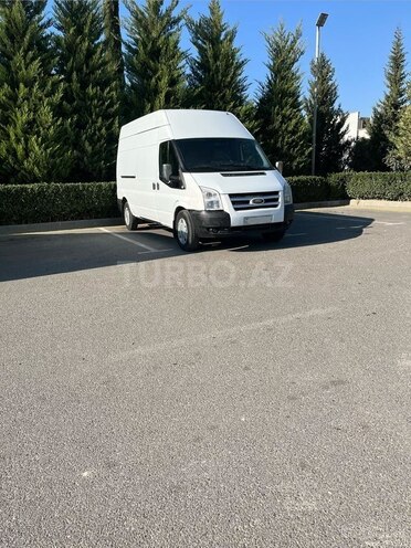 Ford Transit-1