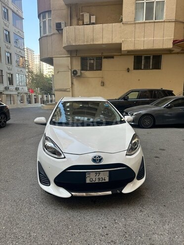 Toyota Aqua 2019, 85,000 km - 1.5 л - Bakı