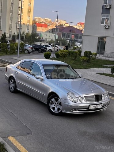 Mercedes E 270 2004, 321,000 km - 2.7 l - Bakı
