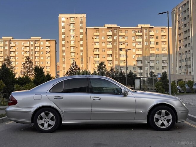 Mercedes E 270 2004, 321,000 km - 2.7 l - Bakı