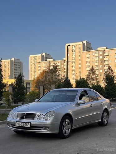 Mercedes E 270 2004, 321,000 km - 2.7 l - Bakı