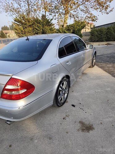 Mercedes E 240 2004, 370,000 km - 2.6 l - Bakı