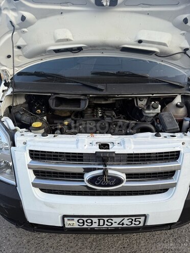 Ford Transit 2009, 300,000 km - 2.4 l - Bakı