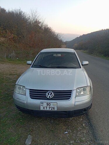 Volkswagen Passat 2002, 320,000 km - 1.8 l - İsmayıllı