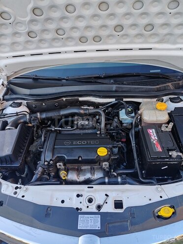 Opel Astra 2009, 194,000 km - 1.4 l - Qazax