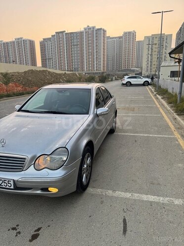 Mercedes C 240 2001, 280,000 km - 2.6 l - Bakı