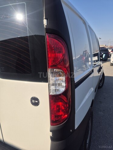 Fiat Doblo 2010, 248,244 km - 1.3 l - Bakı