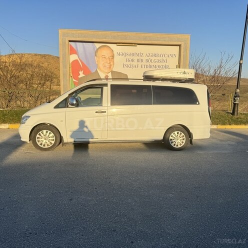 Mercedes  2009, 216,000 km - 2.1 l - Qobustan