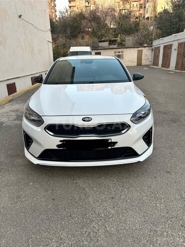 Kia ProCeed-2