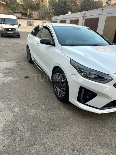 Kia ProCeed-8