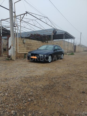 BMW 528 1997, 356,999 km - 2.8 л - Şirvan
