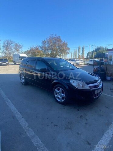 Opel Astra 2007, 204,000 km - 1.4 l - Quba
