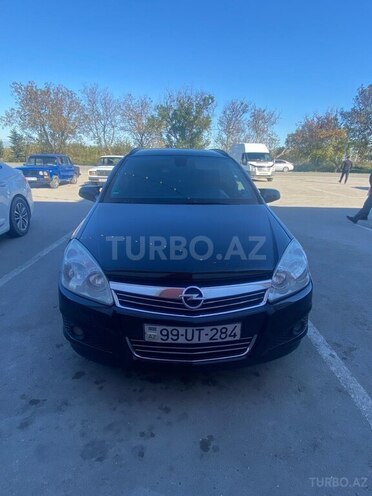 Opel Astra 2007, 204,000 km - 1.4 l - Quba