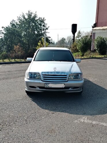 Mercedes C 200 1999, 265,200 km - 2.0 l - Masallı
