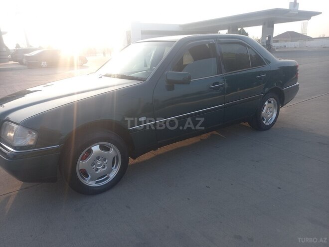 Mercedes C 200 1995, 313,000 km - 2.0 л - Bakı
