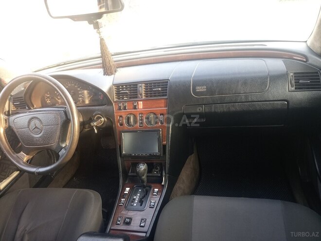 Mercedes C 200 1995, 313,000 km - 2.0 л - Bakı
