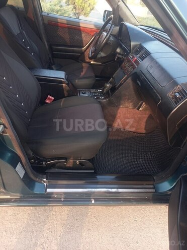 Mercedes C 200 1995, 313,000 km - 2.0 л - Bakı