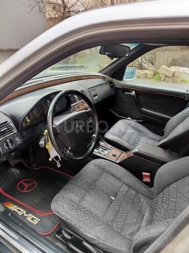 Mercedes C 180 1995, 249,000 km - 1.8 л - Bakı