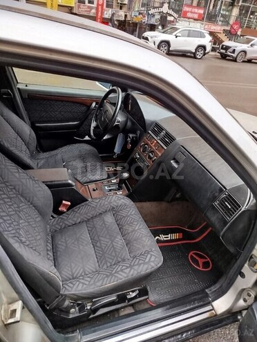 Mercedes C 180 1995, 249,000 km - 1.8 л - Bakı