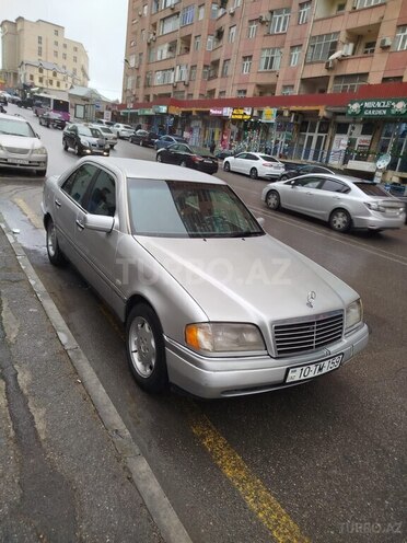 Mercedes C 180 1995, 249,000 km - 1.8 л - Bakı