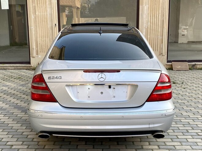 Mercedes E 240 2002, 271,000 km - 2.6 l - Bakı
