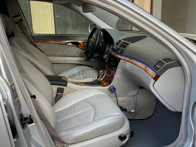 Mercedes E 240 2002, 271,000 km - 2.6 l - Bakı