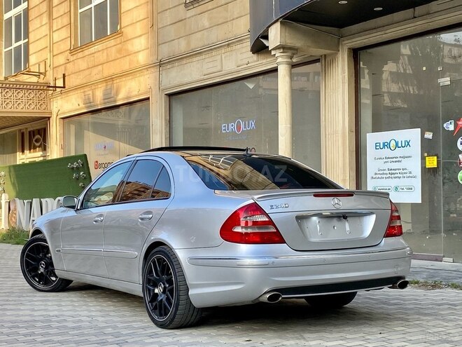 Mercedes E 240 2002, 271,000 km - 2.6 l - Bakı