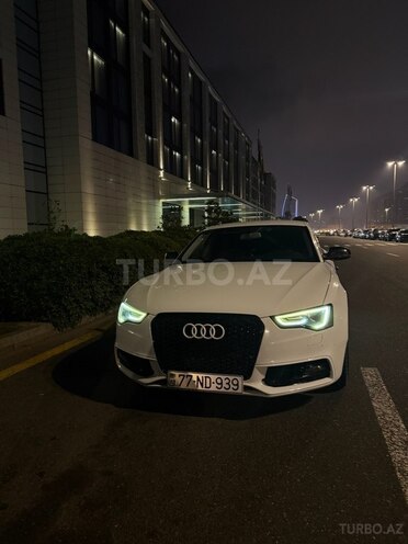 Audi A5 2012, 210,000 km - 2.0 л - Bakı