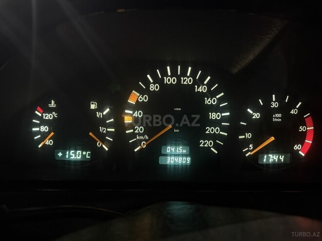 Mercedes C 220 1999, 304,809 km - 2.2 л - Bakı