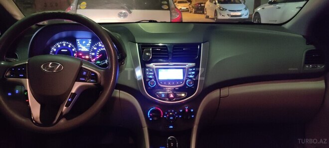 Hyundai Accent 2011, 259,000 km - 1.6 l - Bakı