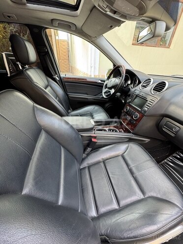 Mercedes ML 350 4MATIC-10