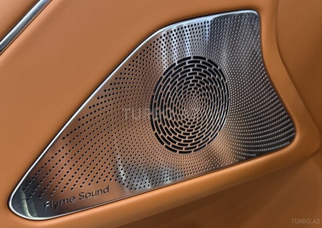 Geely Galaxy M9-17
