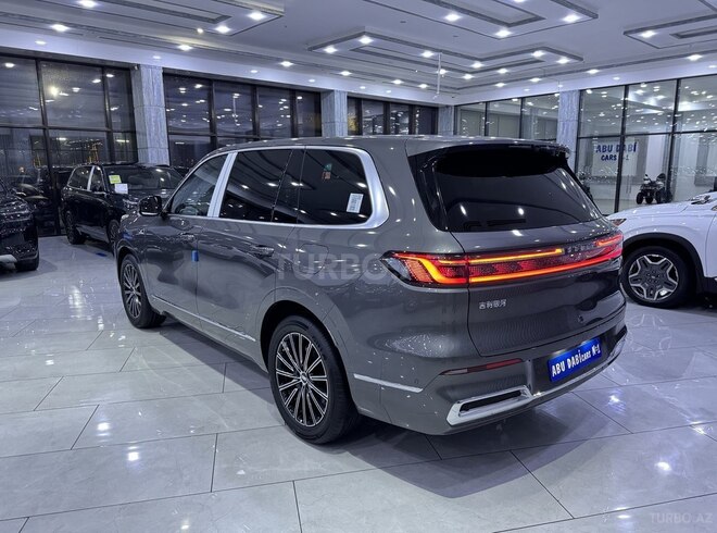 Geely Galaxy M9-6