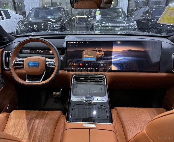 Geely Galaxy M9-8