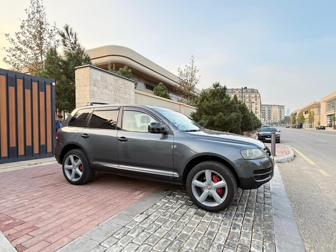 Volkswagen Touareg 2005, 275,000 km - 3.2 л - Bakı