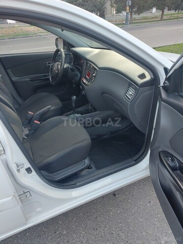 Kia Rio 2011, 225,000 km - 1.4 л - Bakı