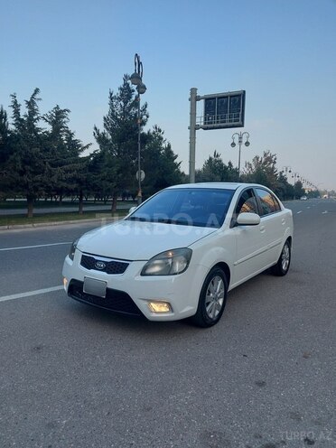 Kia Rio 2011, 225,000 km - 1.4 л - Bakı